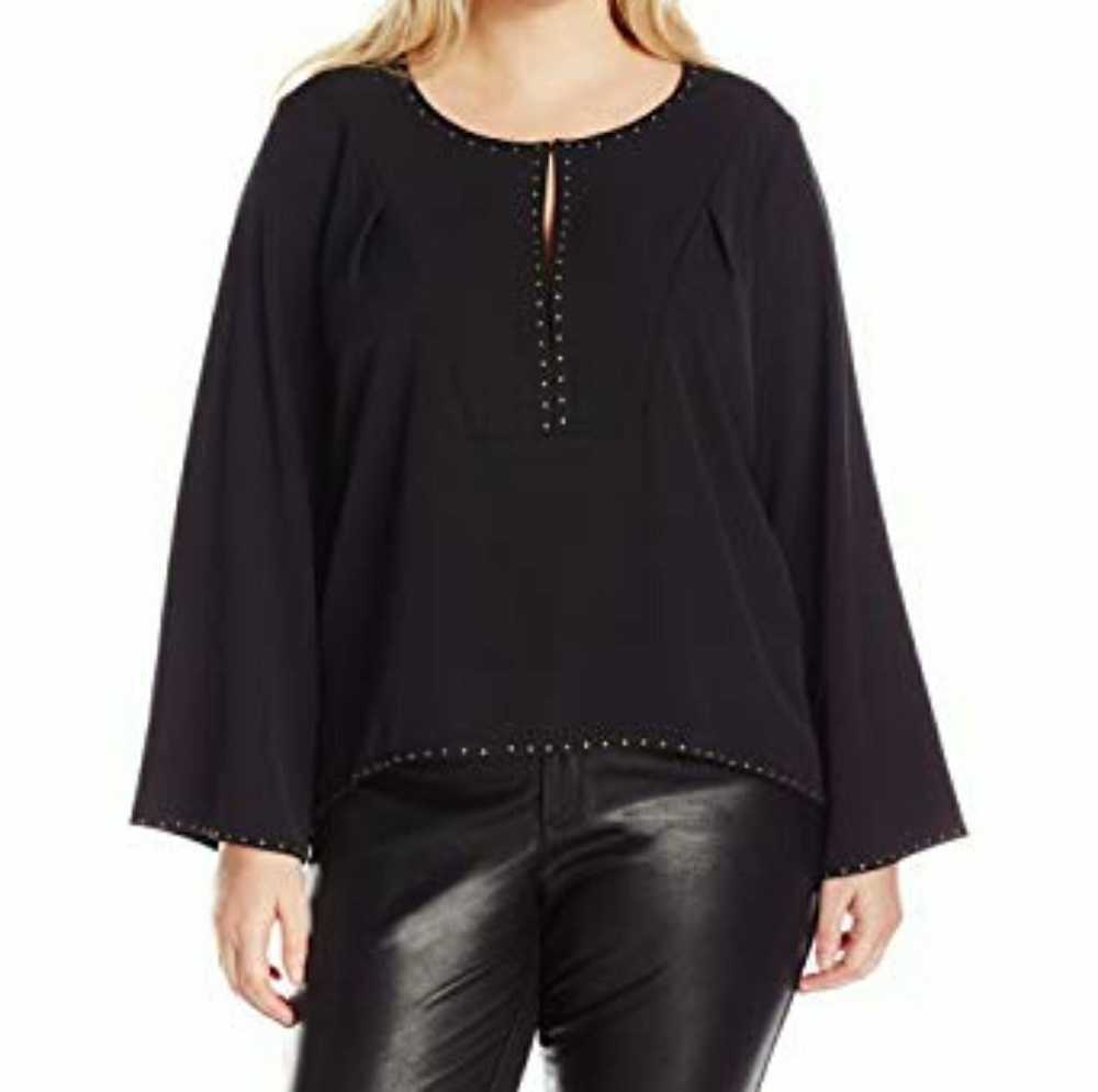 MODAMIX • Black Studded Top